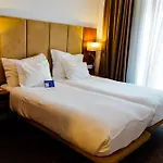 Premium Downtown 4*