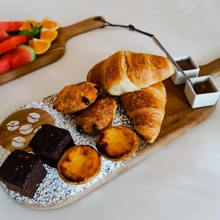 Premium Downtown Отель 4*