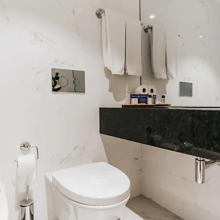 Hotel Porto Downtown מלון