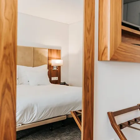מלון Hotel Porto Downtown
