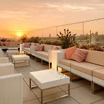 Premium Downtown Otel