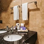 Otel Premium Downtown