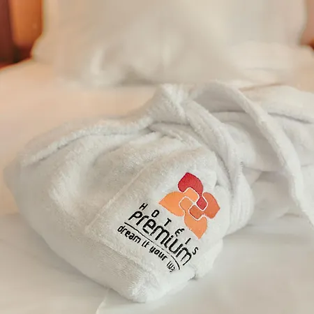 Premium Downtown Hotel