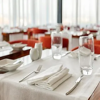Premium Downtown 4* Порту