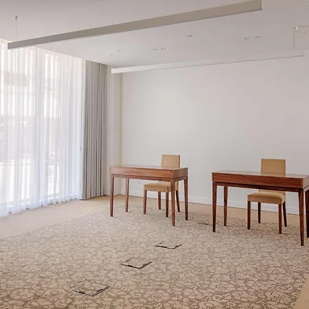 Premium Downtown 4* Porto