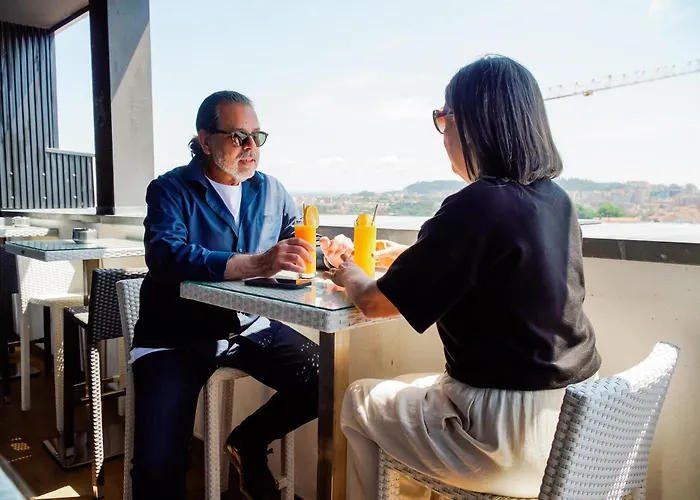 Ξενοδοχείο Premium Downtown 4*