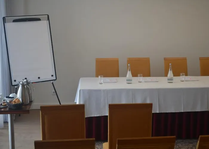 Otel Premium Downtown