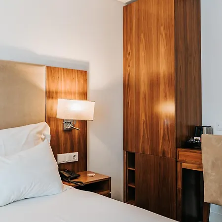 Hotel Porto Downtown Otel